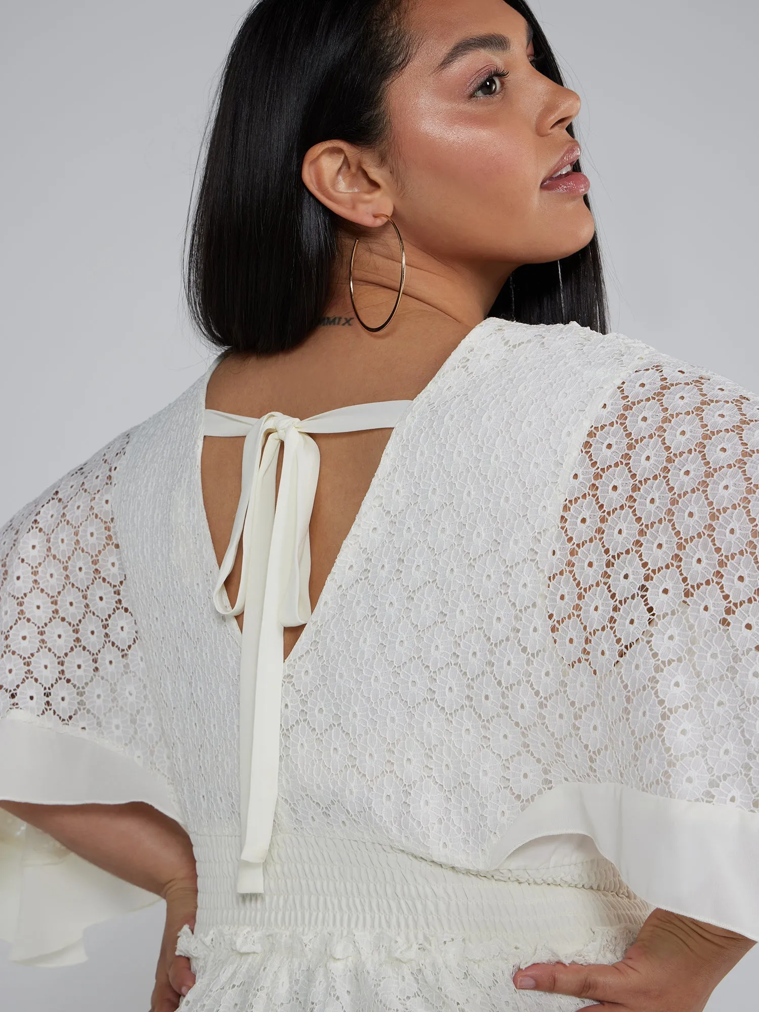 Fashion To Figure - Kimono Sleeves Lace Mini Dress