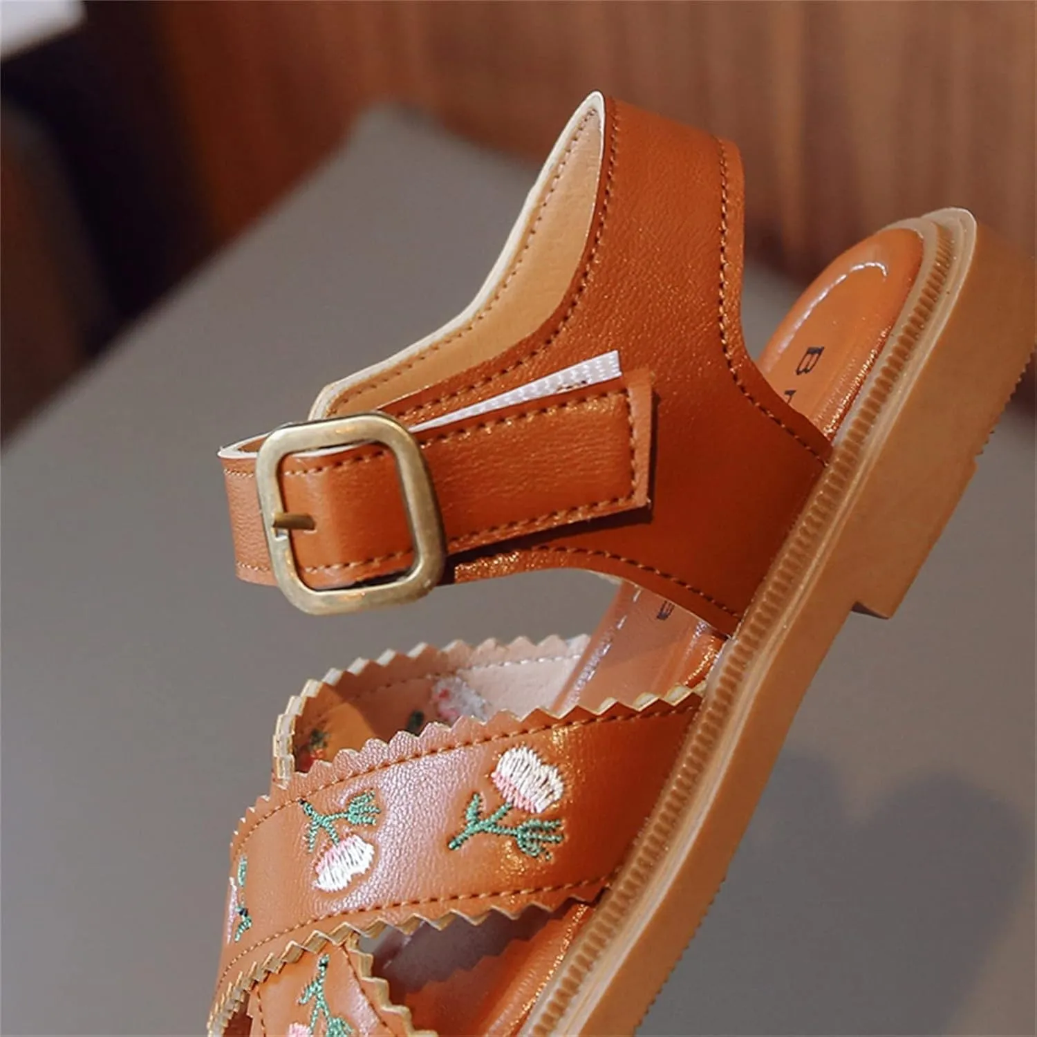 Girls No Heels Shoes Embroidered Princess Dress Shoes Slip On School Party (Toddler/Little Child/Big Sandal Girls