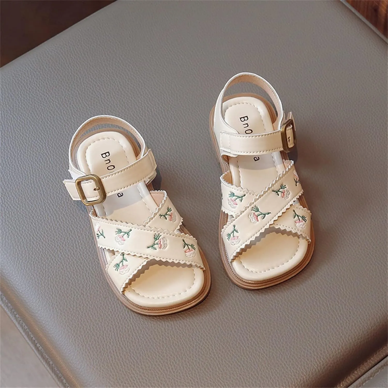 Girls No Heels Shoes Embroidered Princess Dress Shoes Slip On School Party (Toddler/Little Child/Big Sandal Girls