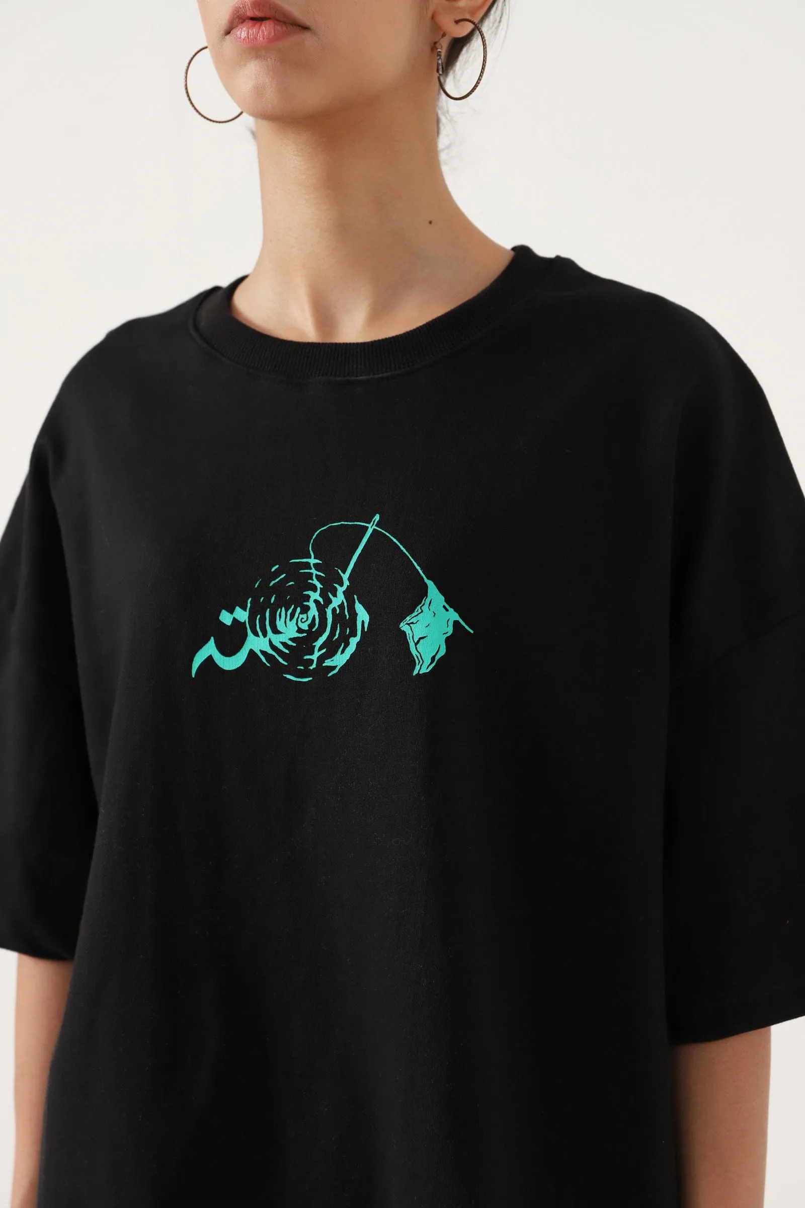 KOI KHABAR NAI - BLACK T-SHIRT
