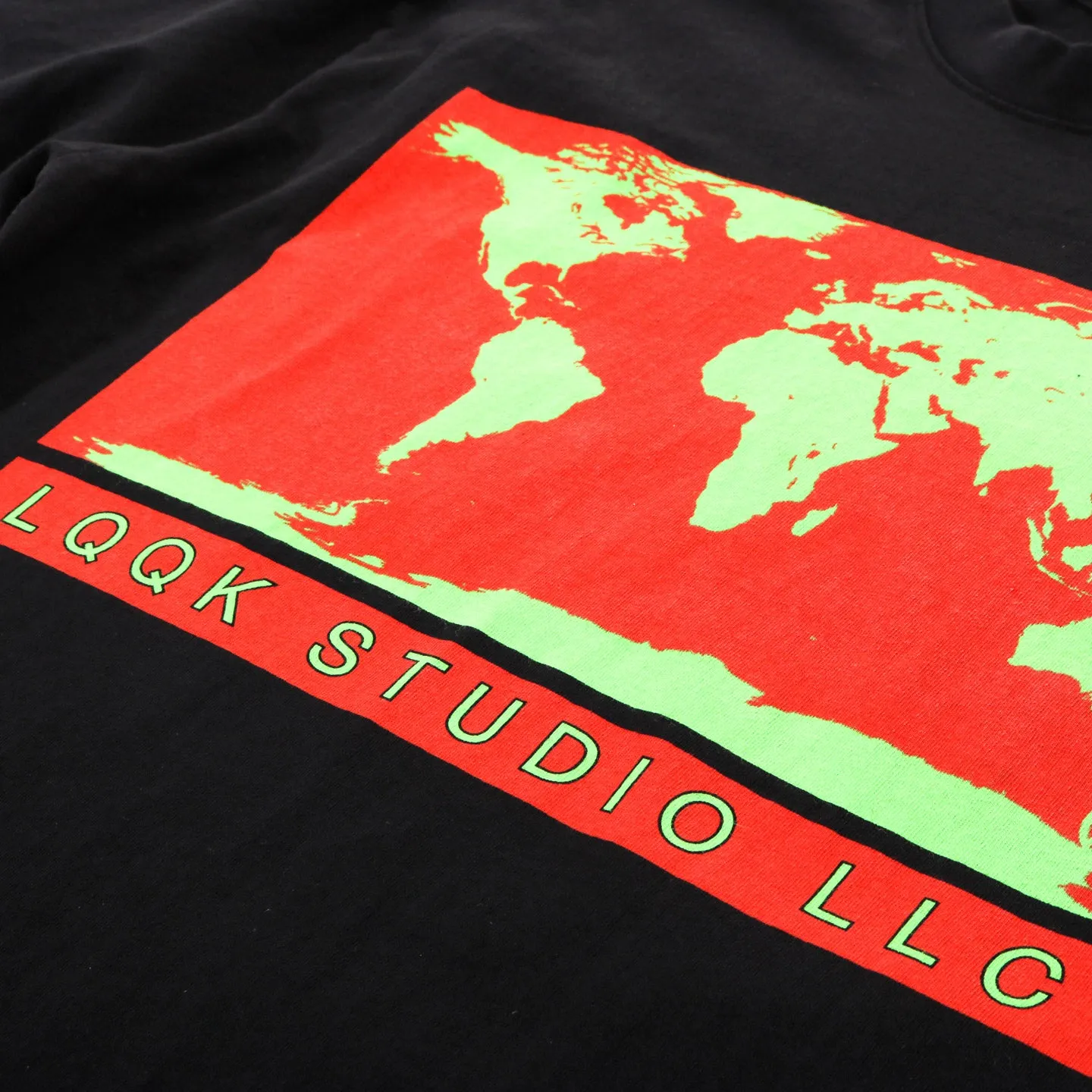 LQQK STUDIO WORLD MAP TEE BLACK