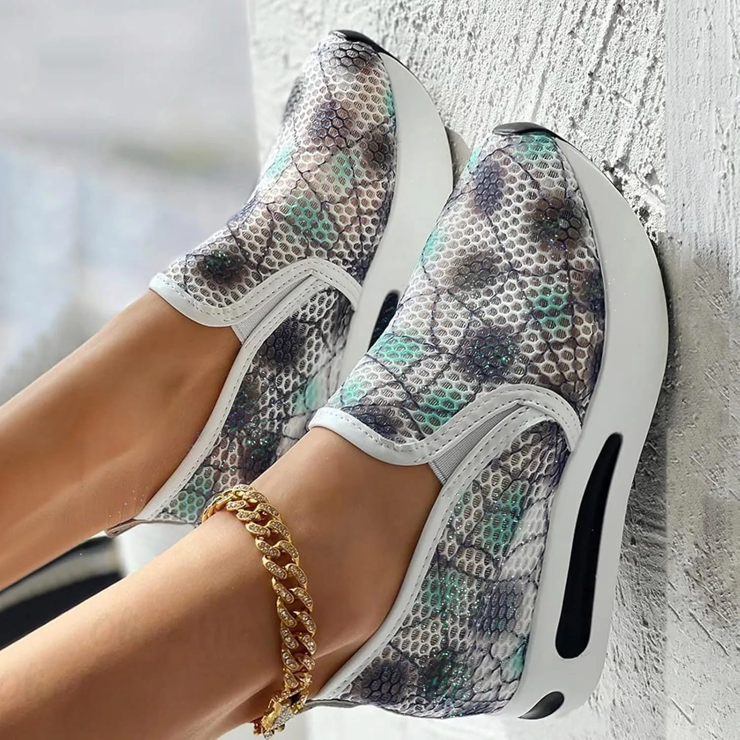 Platform Sneakers for Women Slip on Loafers Lace Embroidery Chunky Fashion Casual Tennis Shoes Lightweight Walking Shoes Comfortable Ladies Hidden Sneaker Breathable Orthopedic Wedge