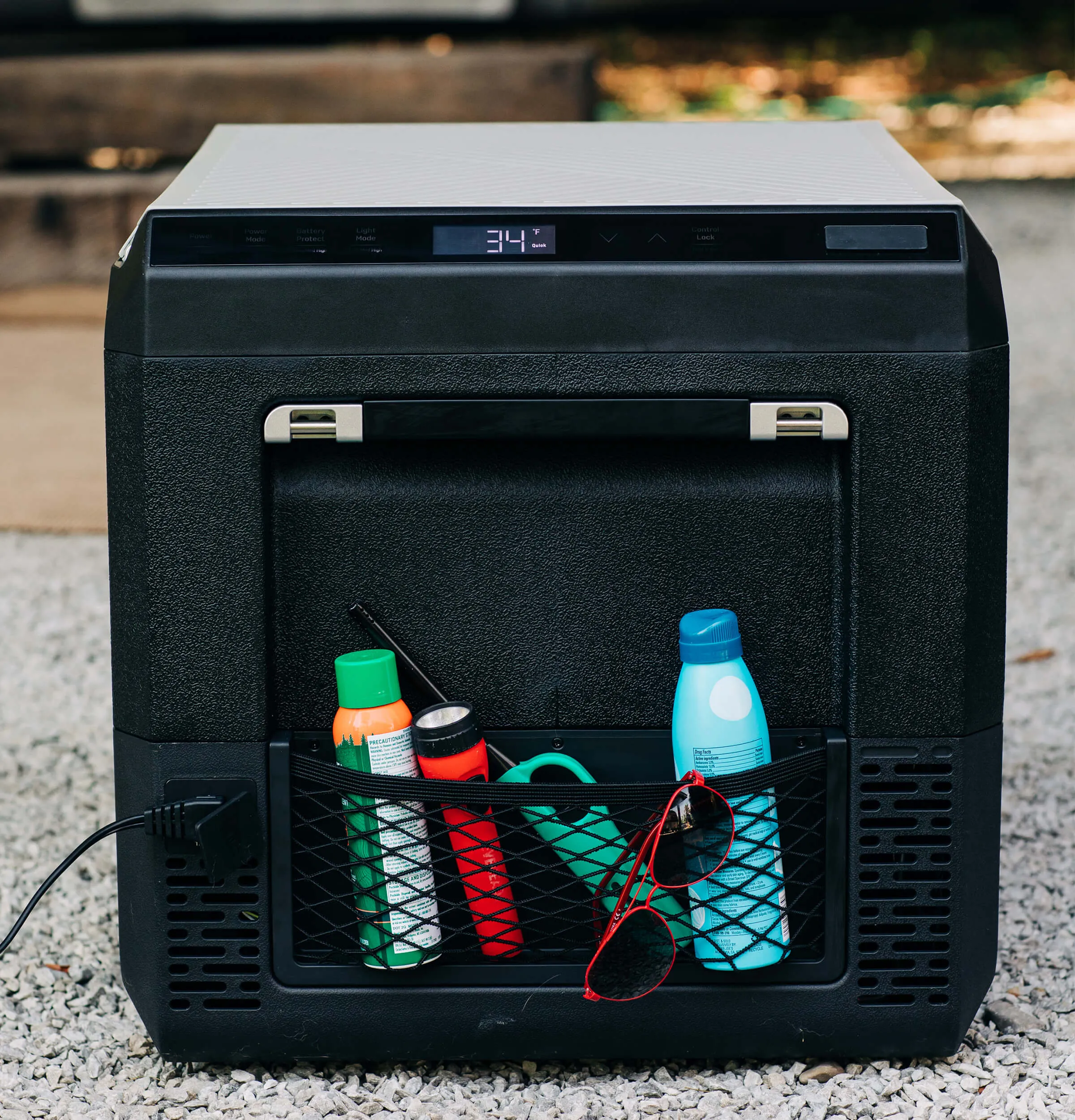PRV02ATTBB GE Profile™ Single Zone 50 Liter Electric Cooler