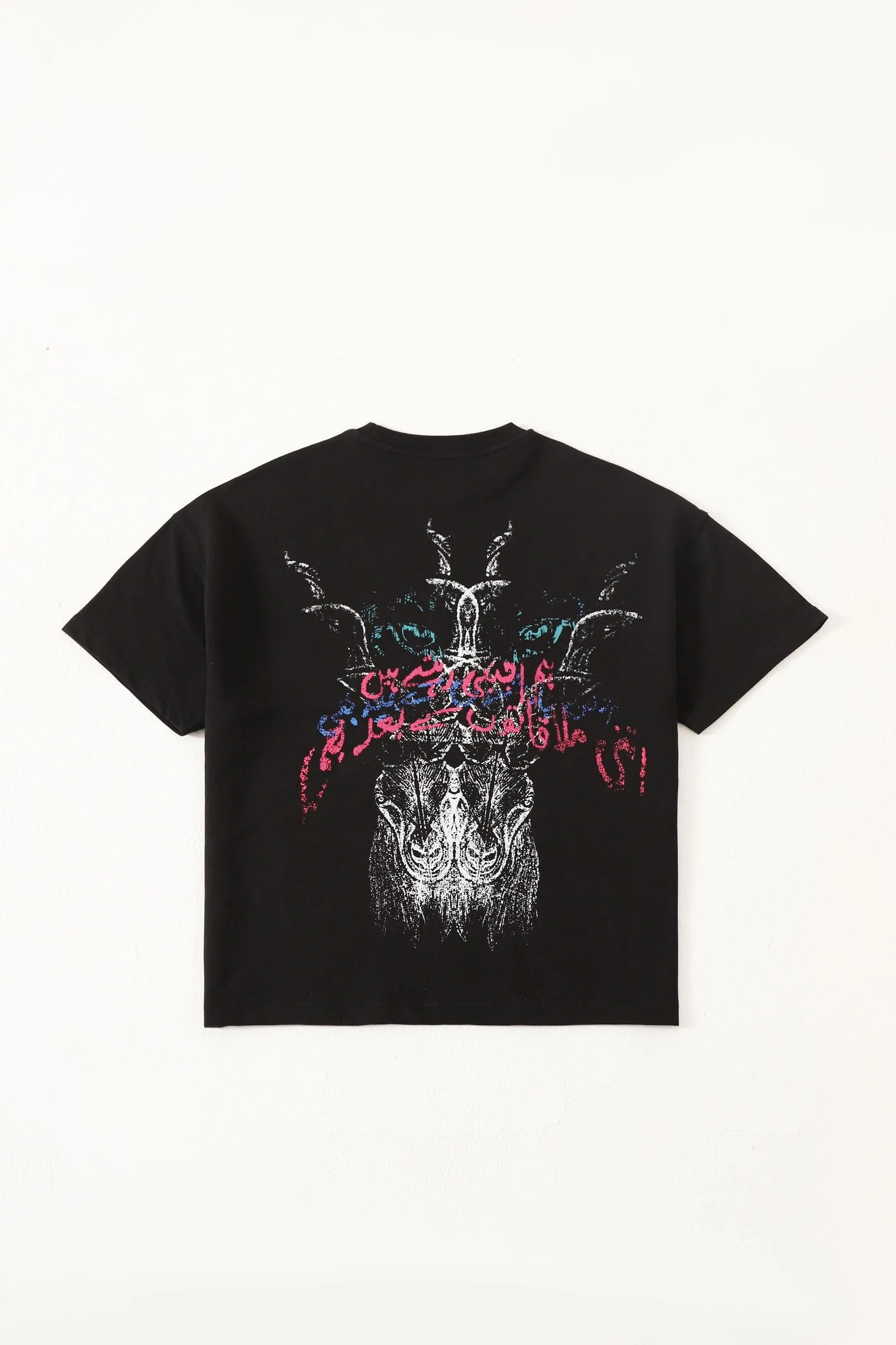 "AJNABI" PRINTED BLACK T SHIRT