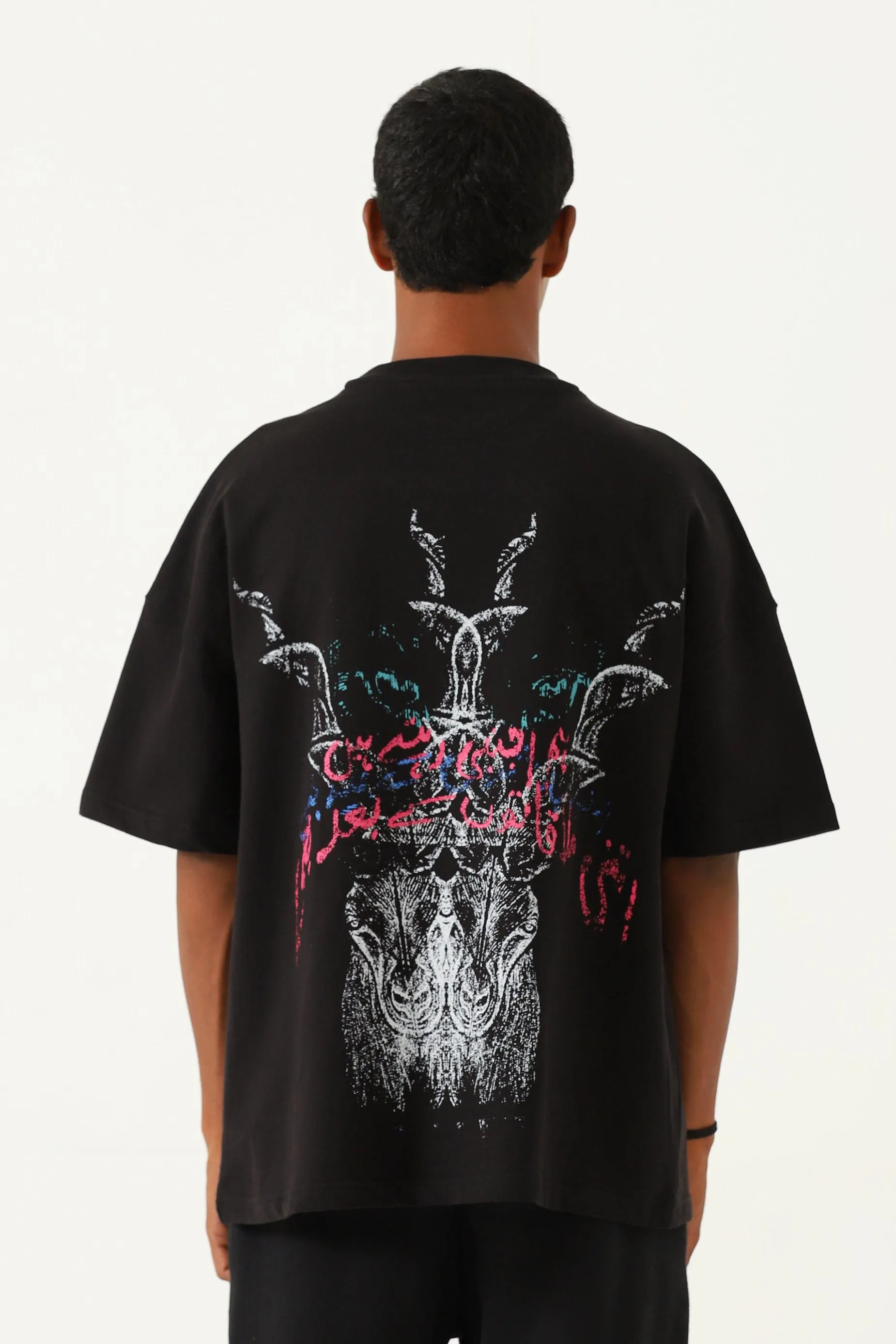 "AJNABI" PRINTED BLACK T SHIRT