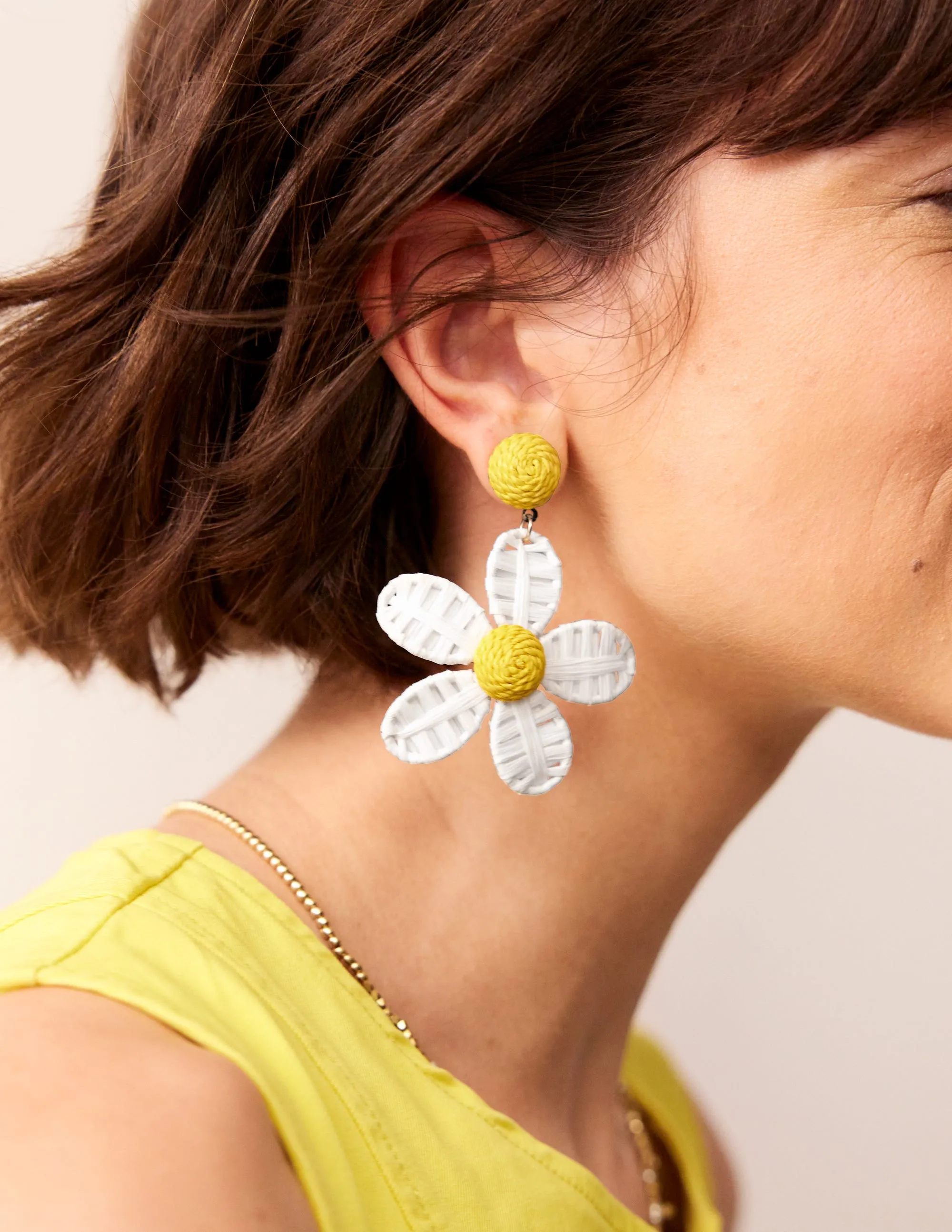 Raffia Flower Earrings-Natural