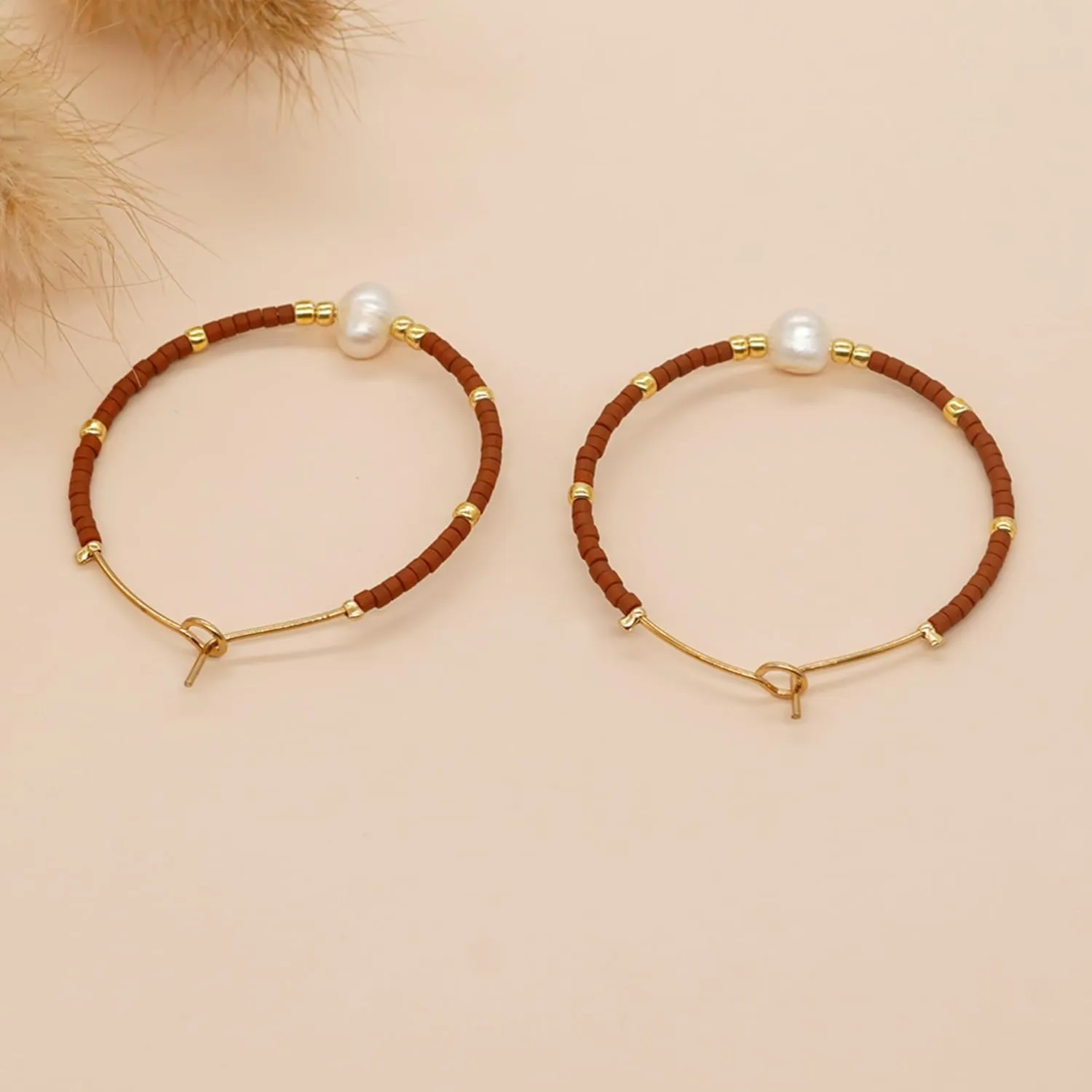 Seed Beaded Pearl Gold Hoop Earrings for Women, Boho Handmade Statement Colorful Beads Circle Earing Summer Beach Jewelry Gift.
