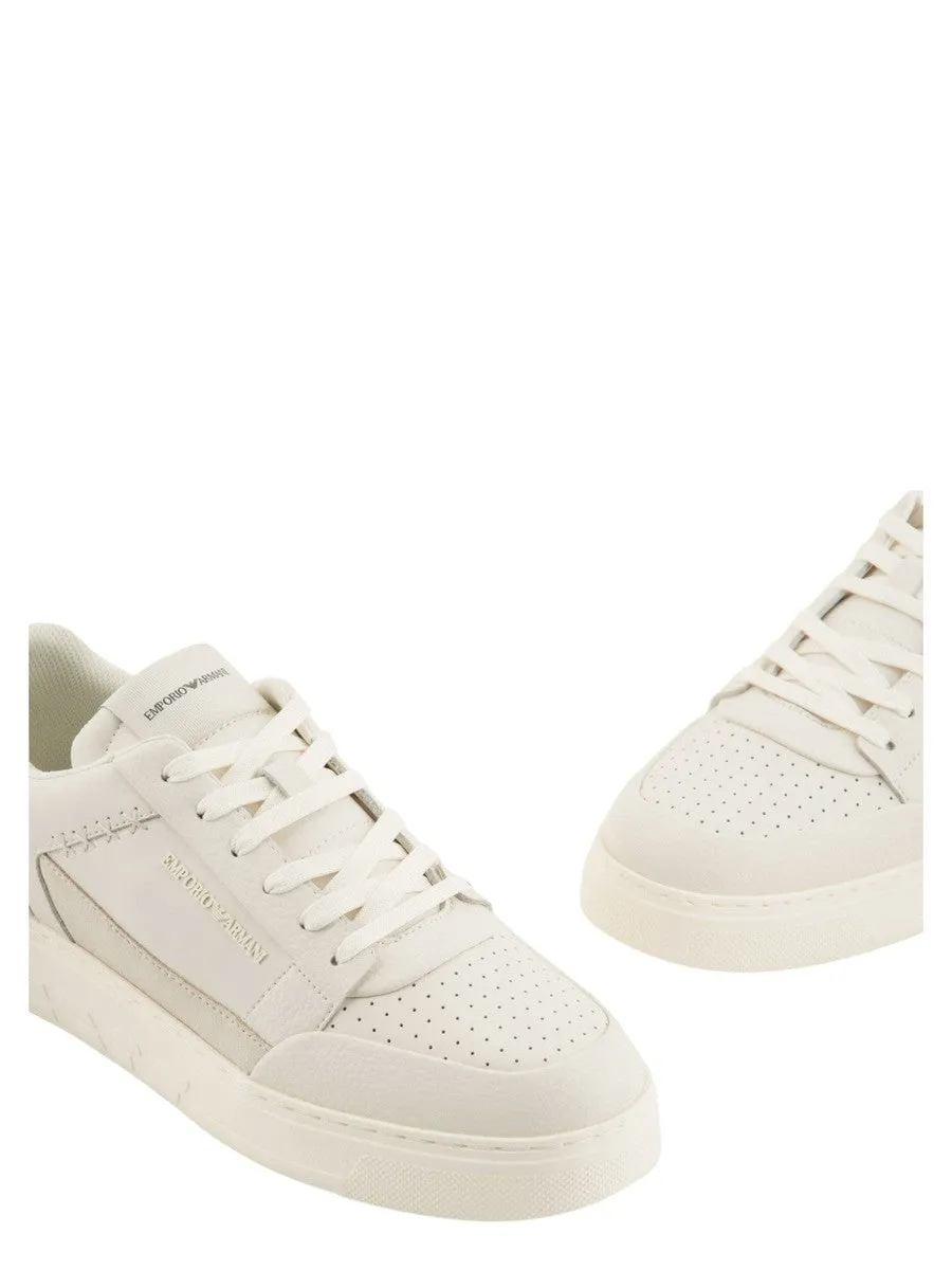Sneakers con dettaglio cucitura in pelle rigenerata ASV