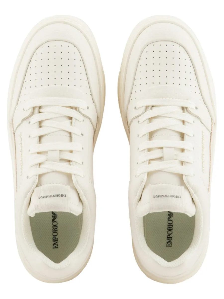 Sneakers in pelle rigenerata con dettagli a contrasto ASV