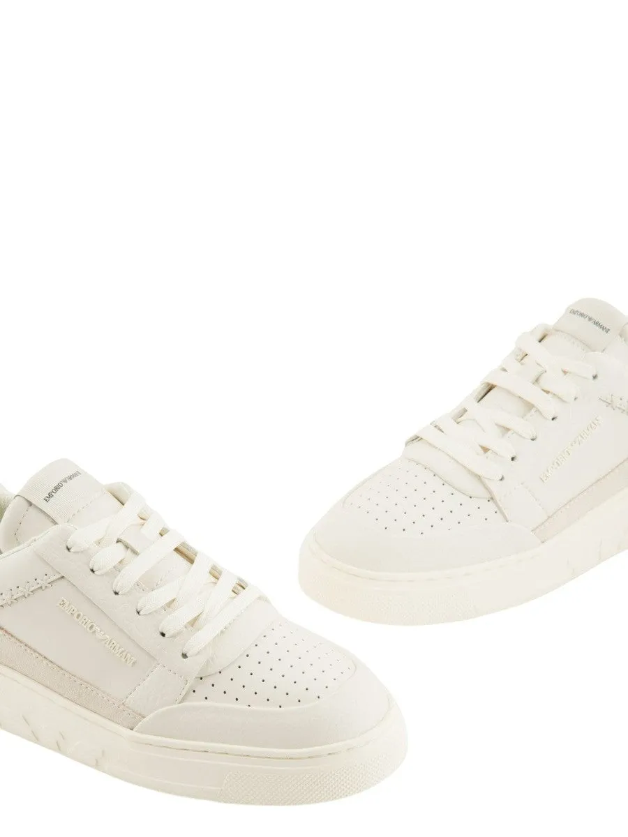 Sneakers in pelle rigenerata con dettagli a contrasto ASV