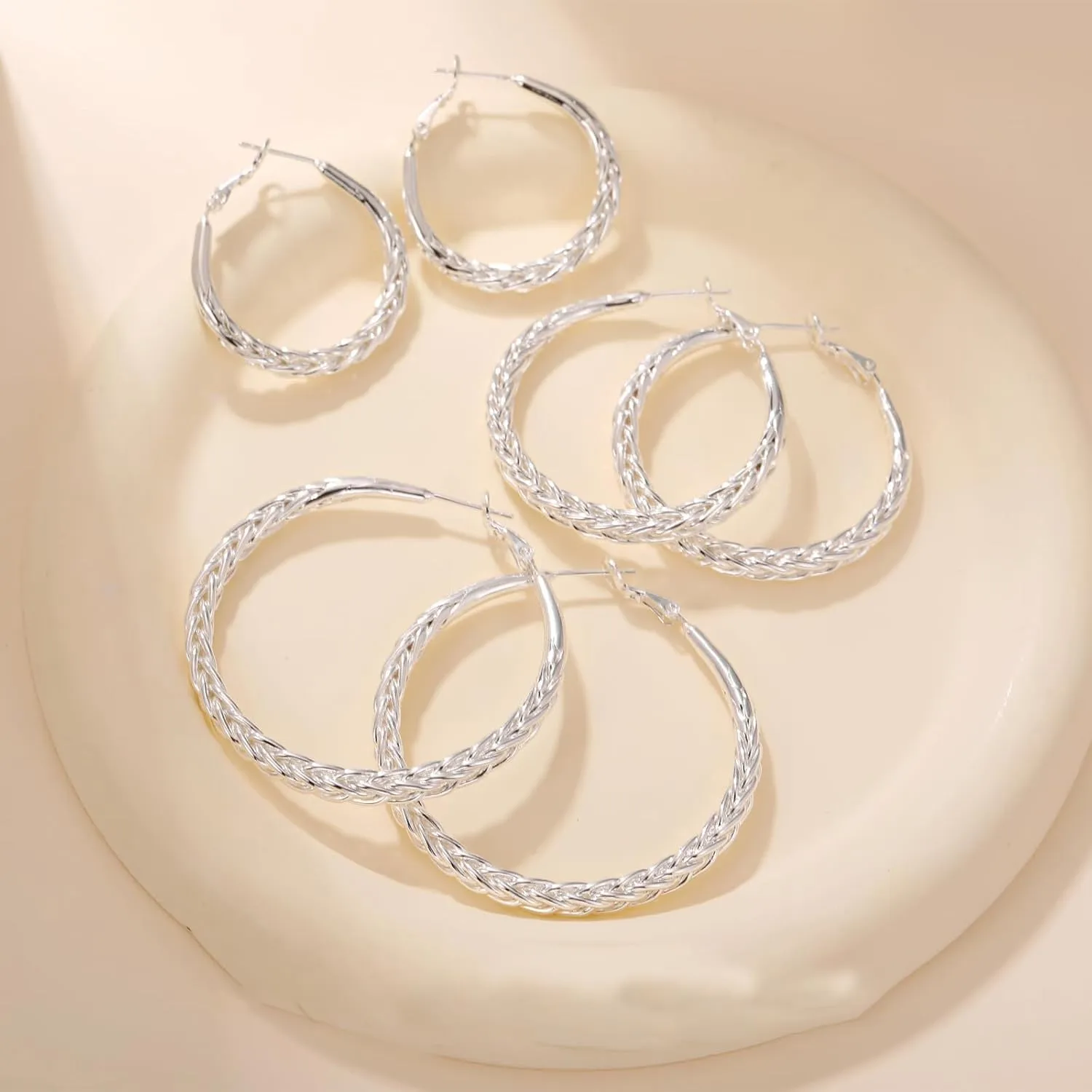 Twisted Hoop Earrings for Women 18K Gold Plated Thick Chunky Hoops Hypoallergenic Twist Earrings