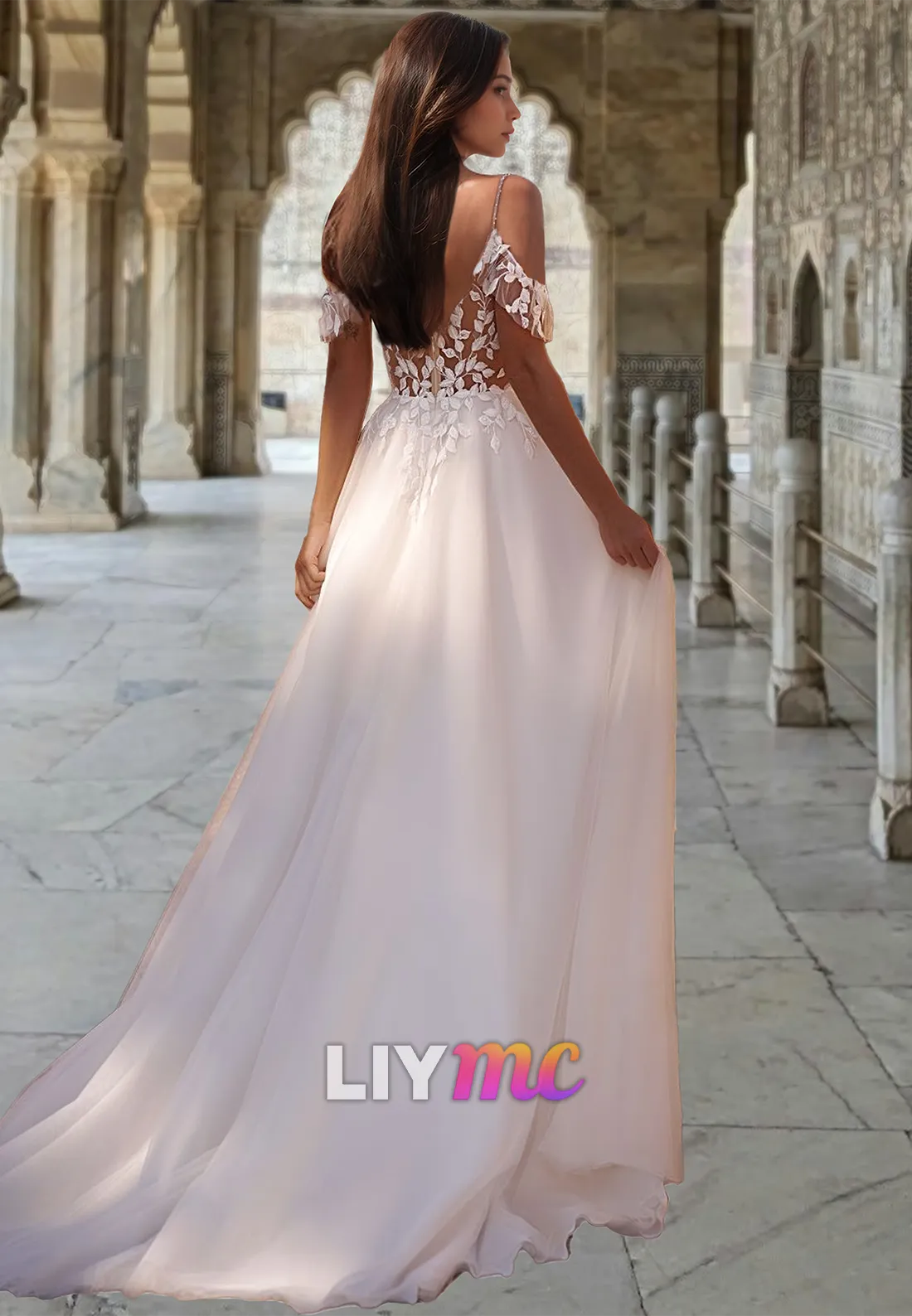 V-Neck Spaghetti Straps Appliquees Tulle A-Line Wedding Dress