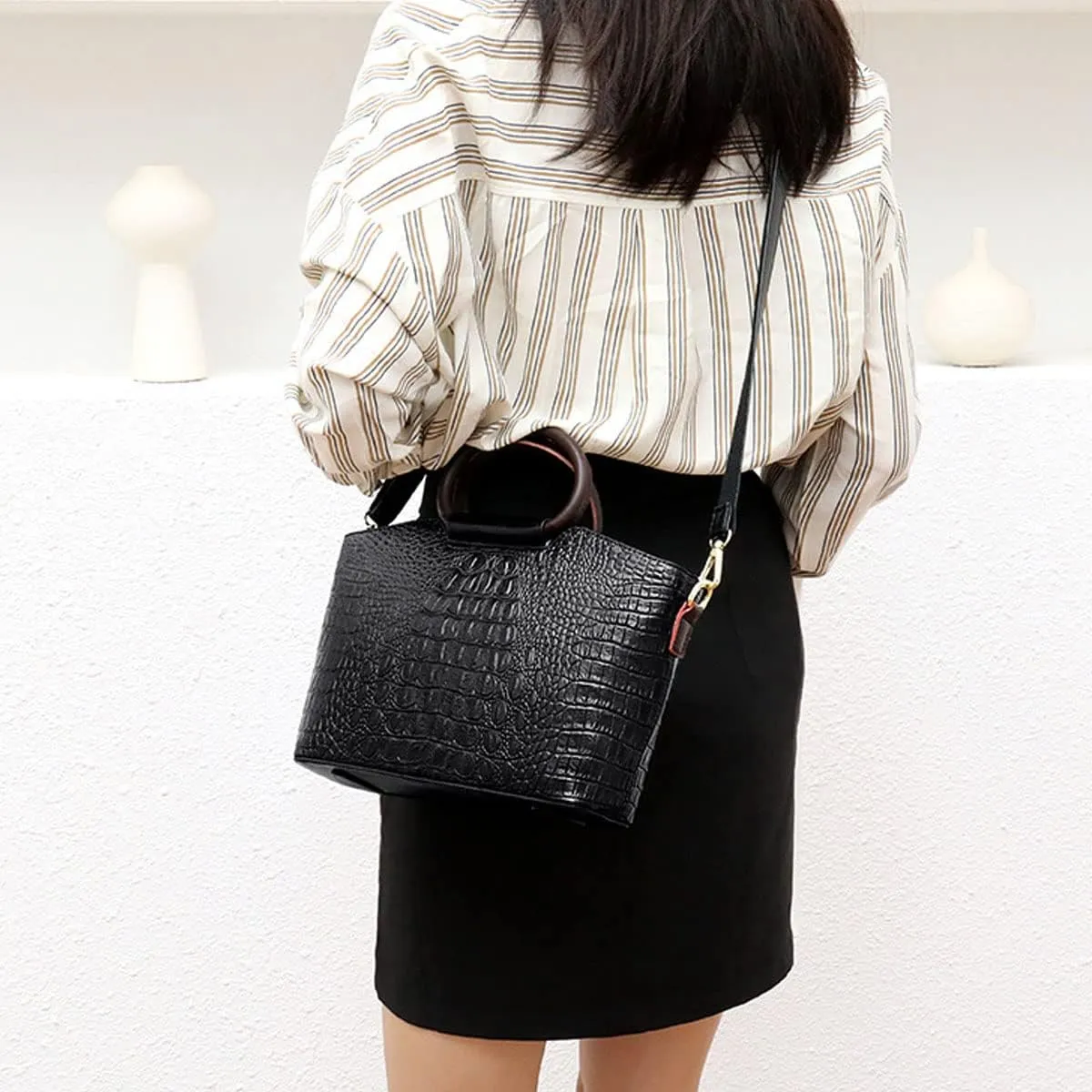 Women Satchel Purses and Handbags Leather Ring Top-Handle Bag Embossed Crocodile Pattern Flap Shoulder Crossbody Bag